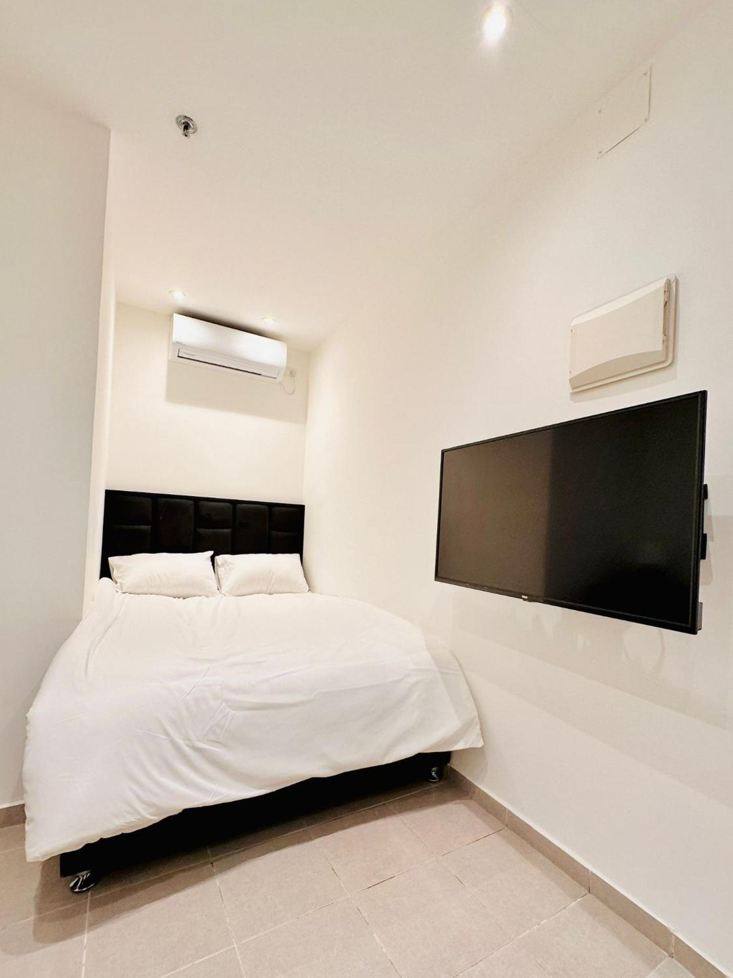 Hotel Underground Tel Aviv-Jaffa Exterior foto